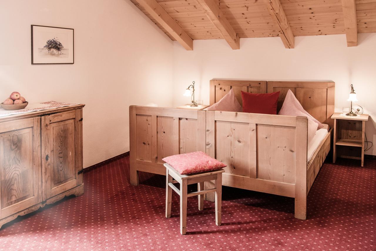 Messnerwirt Onach Villa San Lorenzo di Sebato Luaran gambar